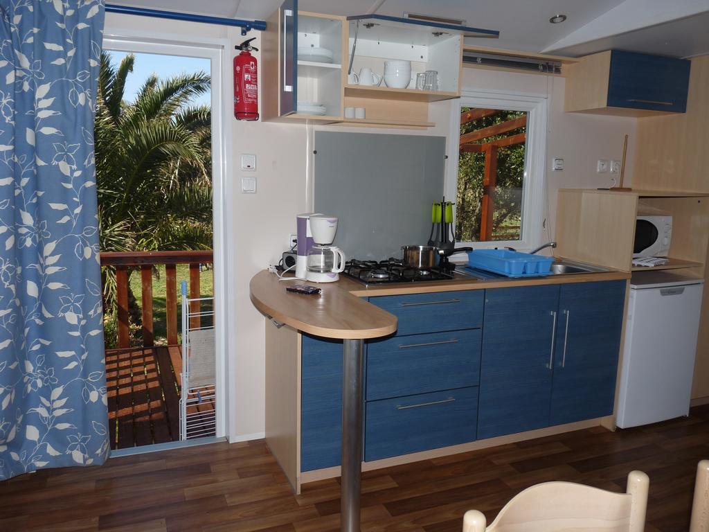 Camping Mobile Home U Sole Marinu Patrimonio Quarto foto